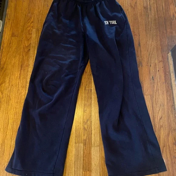 Navy Blue New York Sweatpants - Picture 6 of 9
